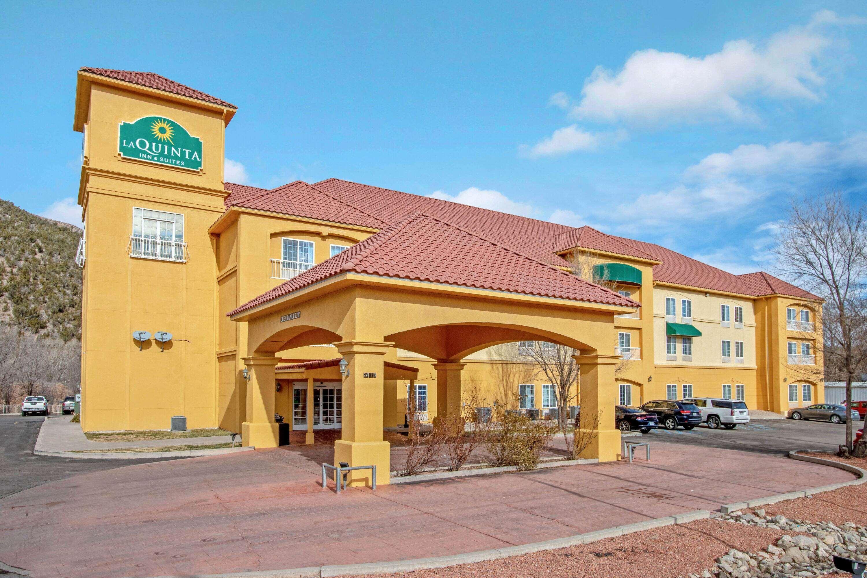 Отель La Quinta By Wyndham Ruidoso Downs Экстерьер фото
