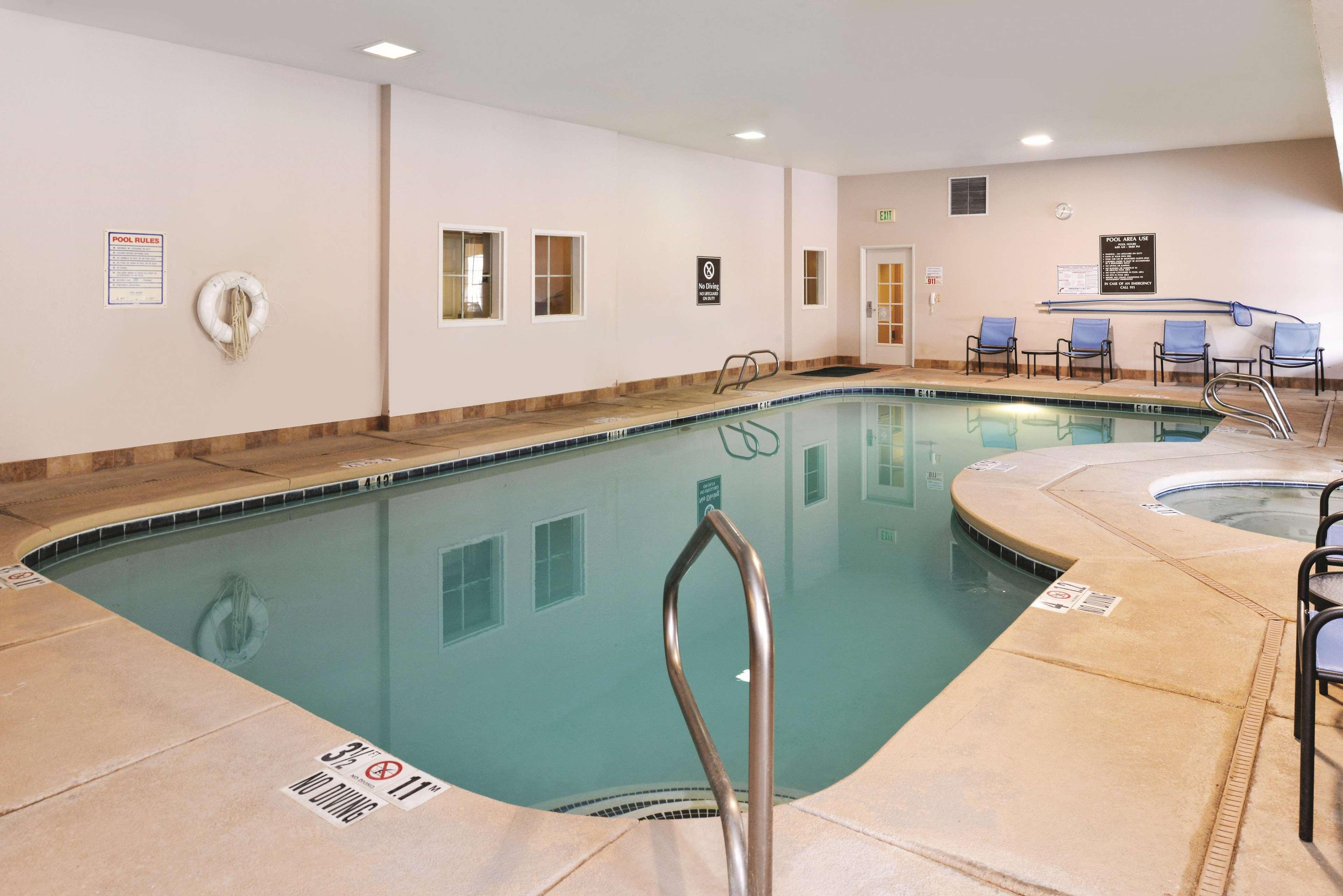 Отель La Quinta By Wyndham Ruidoso Downs Экстерьер фото