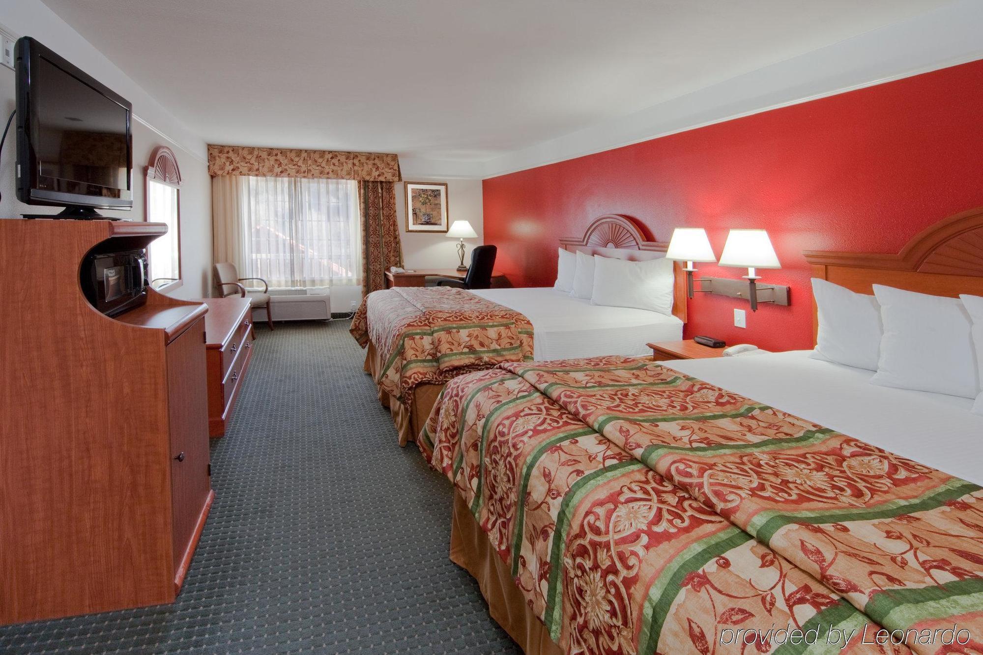 Отель La Quinta By Wyndham Ruidoso Downs Номер фото